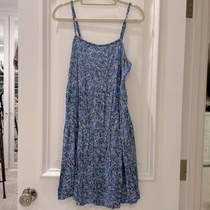 Women’s blue mini sundress with pockets, size Medium